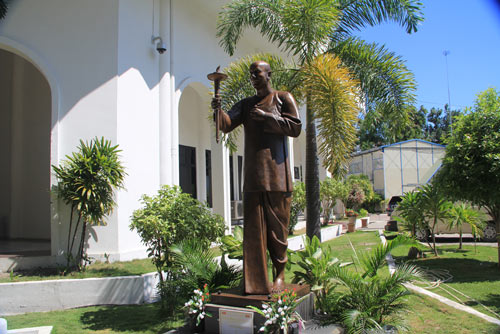 sri-chinmoy-osttimor.jpg